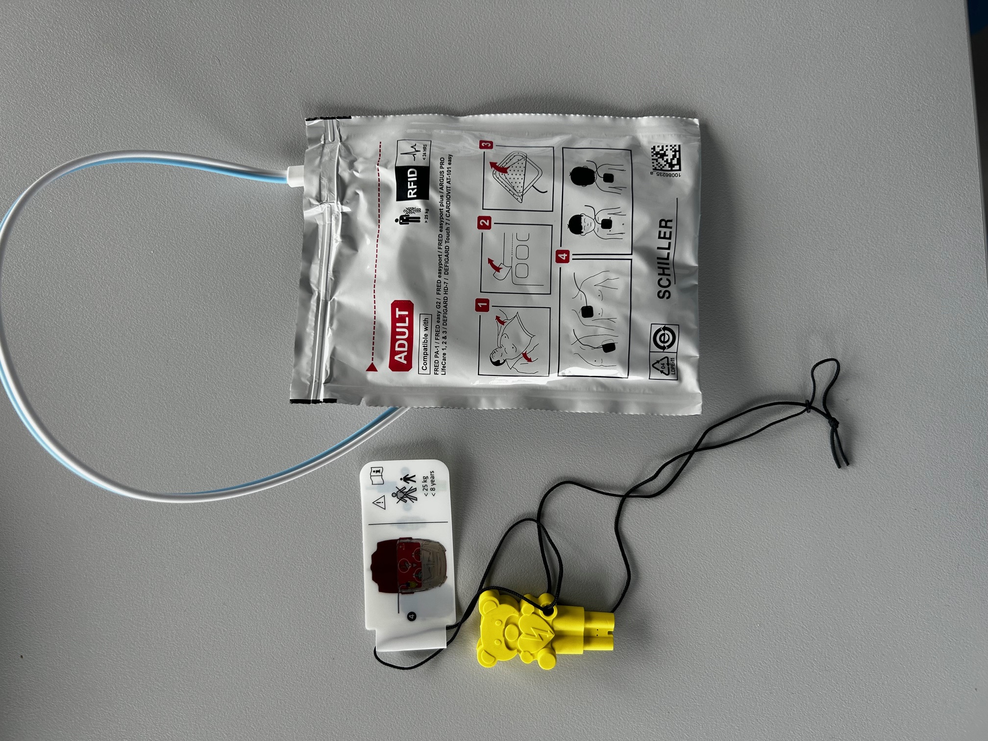 Juego de electrodos para adultos compatible con todos los desfibriladores AED Notfallretter.de® PA-1